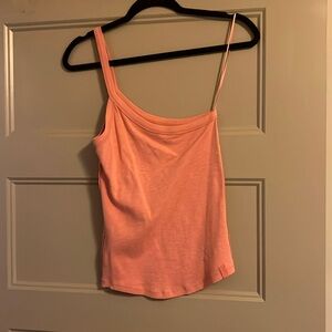 Cute free people one shoulder tank!